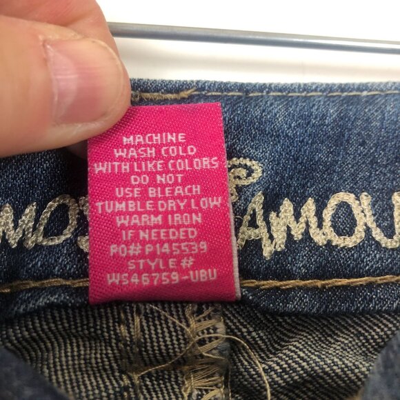 Almost Famous Denim Shorts Sz 1 Jrs Distressed Raw Hem Stretch Thick Stitches - Picture 10 of 10